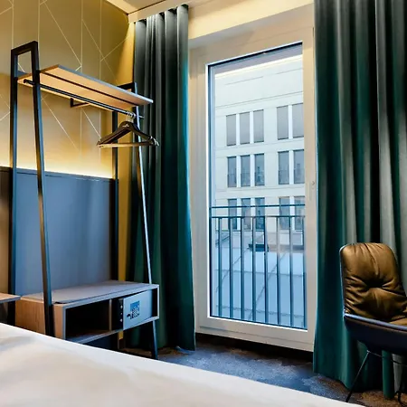 Motel One Berlin-Potsdamer Platz-3